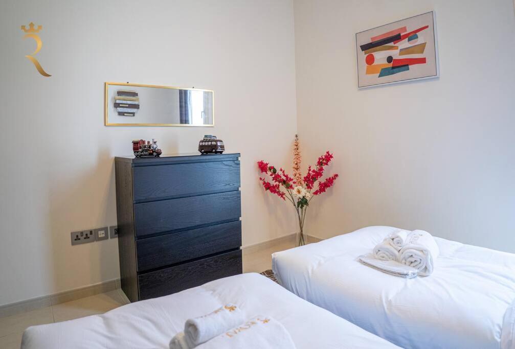 Apartment Your Luxurious 2br Al Reem Escape At Mangrove Place