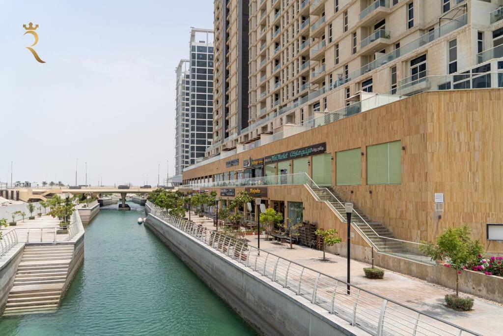 Your Luxurious 2br Al Reem Escape At Mangrove Place *