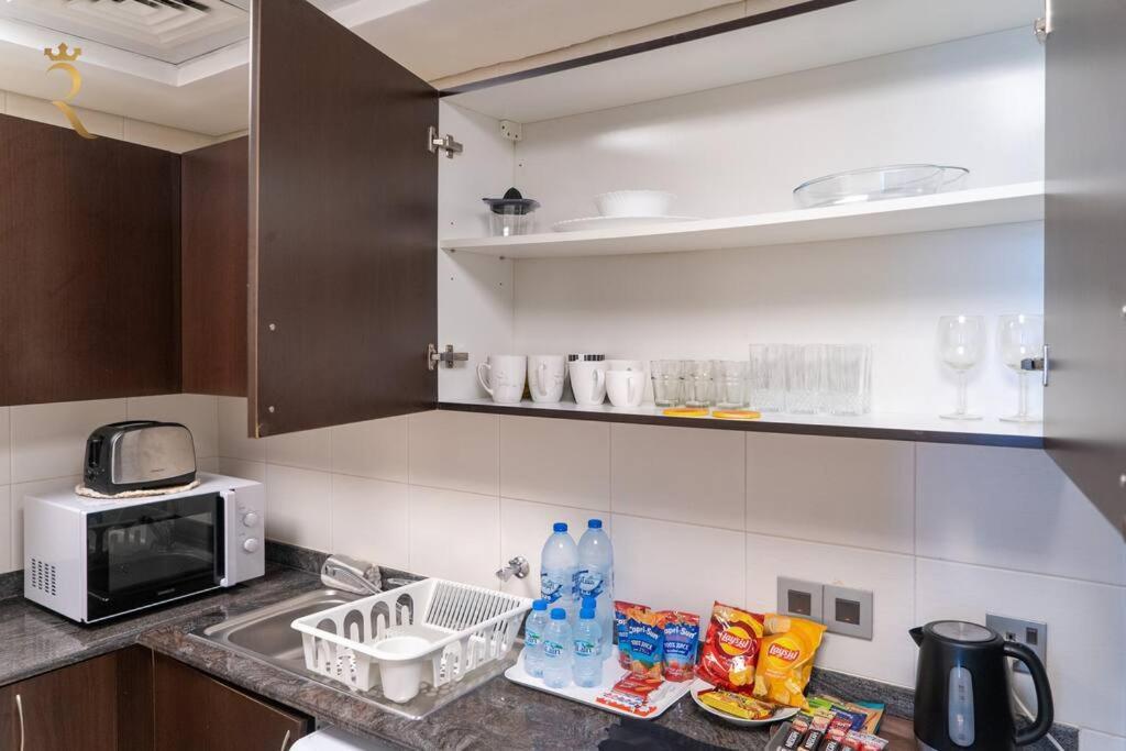 Your Luxurious 2br Al Reem Escape At Mangrove Place