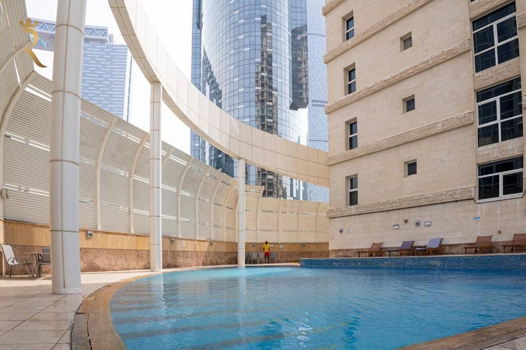 Your Luxurious 2br Al Reem Escape At Mangrove Place
