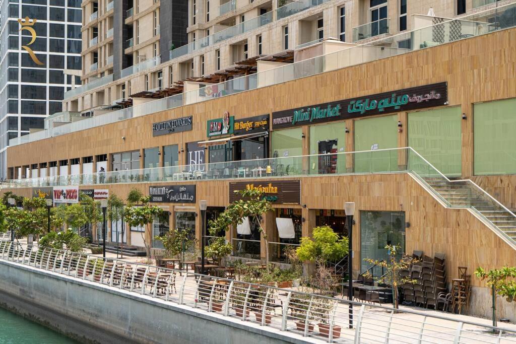 Your Luxurious 2br Al Reem Escape At Mangrove Place